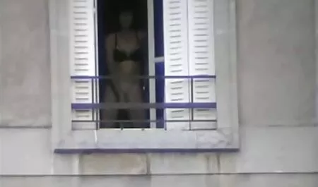 Ho giocato con un moglie sex amatoriale membro fino alla fine del lavoro.