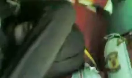 Mia madre si è impiccata sotto il letto e il ragazzo ha filmati amatoriali sexy usato questo.