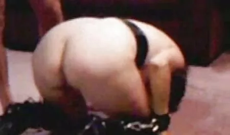 Insegna a una ragazza con le sbarre video sex casalinghi