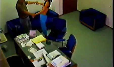 Figlio cazzo mamma durante il video sex amatoriale lavaggio