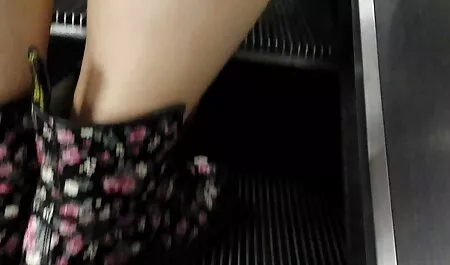 Porno video car sex amatoriali con un giovane studente giapponese