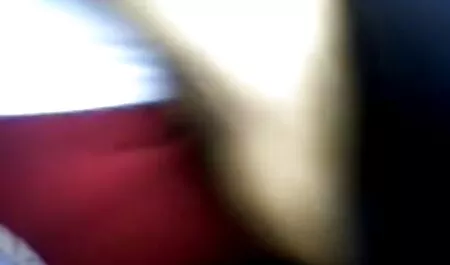 Gli sex video amatoriali uomini che si impegnano con ragazze nude sono esilaranti.