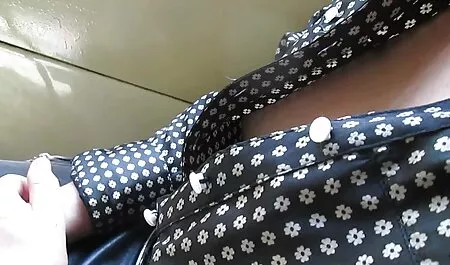 Sculacciare uno sul pene e sul pene sex video casalinghi