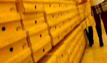 Giovane ragazza russa con giocattoli per adulti tube sex amatoriale