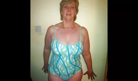Fratello scuotendo nella stanza video sex amatore della sorella