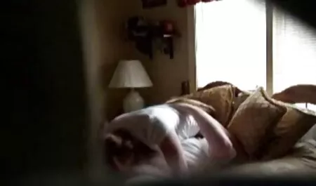 Nohichichking girato a sehic su il cappuccio sex amatoriale video a ottenere un pomposo brunetta
