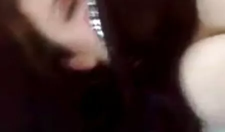 Donna nera Calci donna russa di fronte amatorial sex a suo marito.