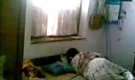 Il bel culo della sorella amatoriali sexi è stato dopo il fratello per molto tempo.
