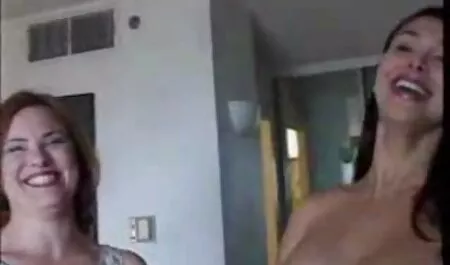 Fatti in casa gli studenti della scuola amatoriali sexy orgia porno con fighe