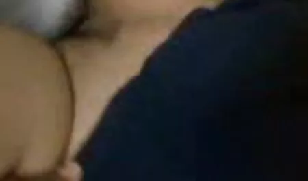 Dryuchit sexi video amatoriali sfondo durante la riproduzione sulla console