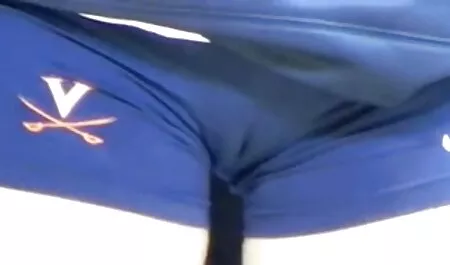 Invece di free sex amatoriale camminare, succhiò la ragazza e la diede all'ano.