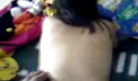 Stop una tazza di tè e scivolo Lesbiche tra volte dog sex amatoriale