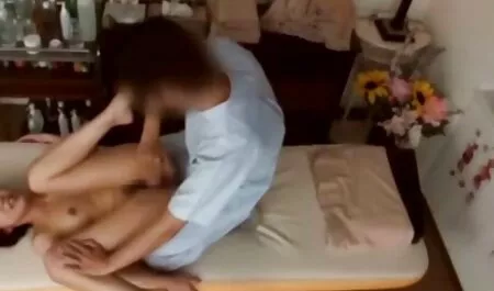 Grande culo ama grandi lupi. filmati sex amatoriali