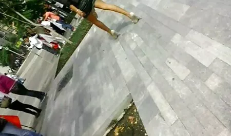 Allenatore Calci un giovane anime atleta sex amatoriale video