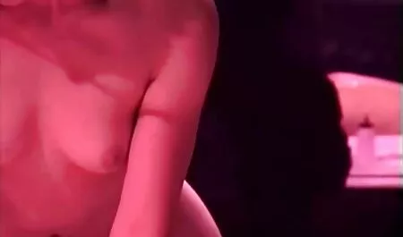 Stepomi ha visto suo figlio masturbarsi. sex porn amatoriale