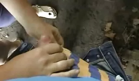 Ho deciso di aiutare con la lezione e usare il suo video sex amatoriali culo.